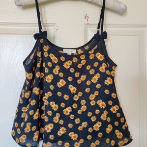 Daisy Tank Top with Bows